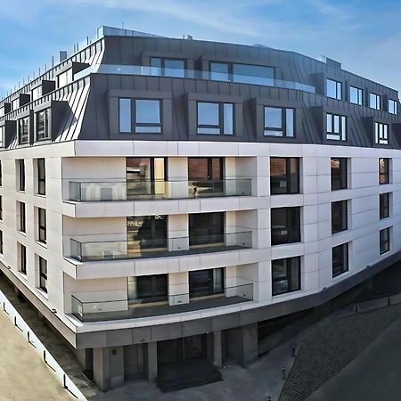 Aniroc Signature Hotel Arad Zewnętrze zdjęcie Residential building in Munich