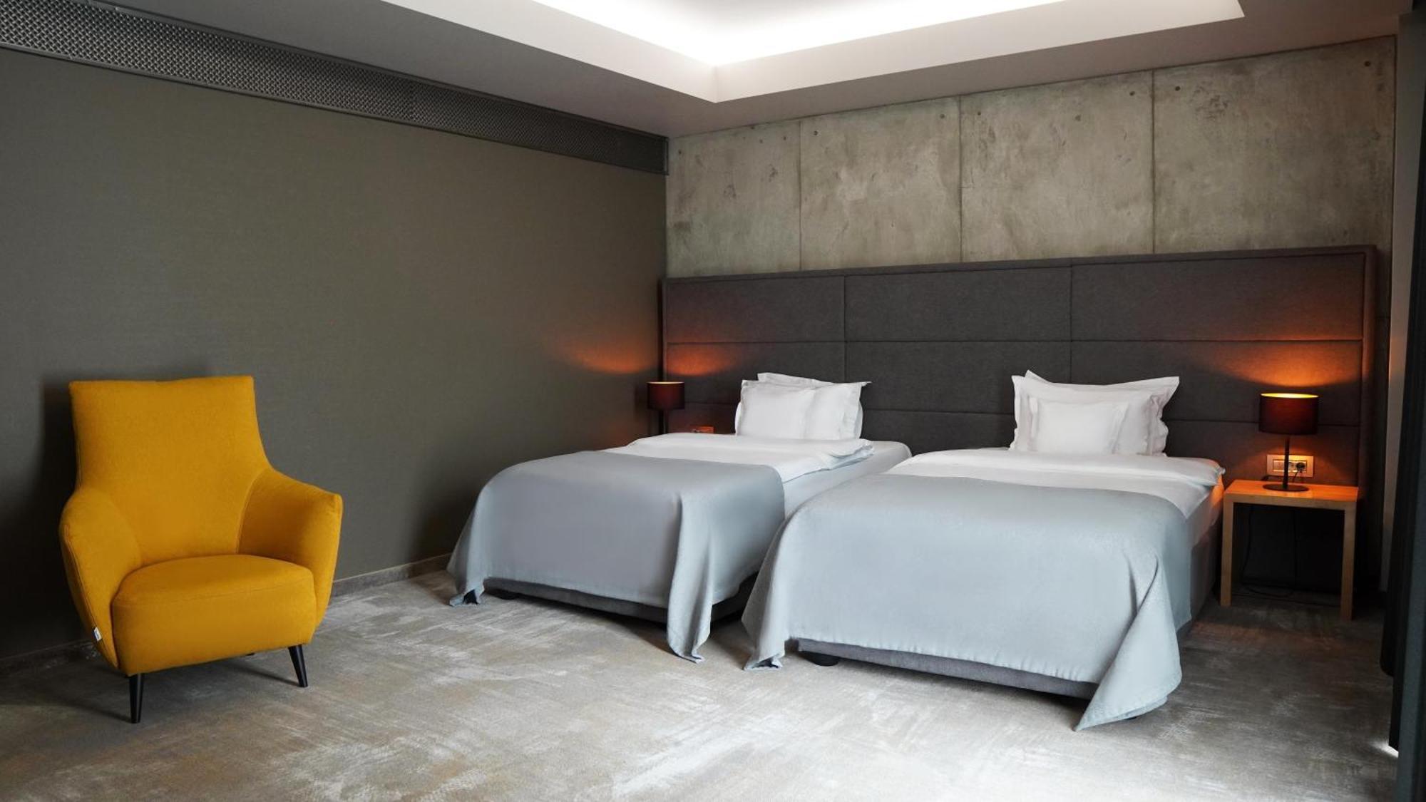 Aniroc Signature Hotel Arad Zewnętrze zdjęcie Deluxe room